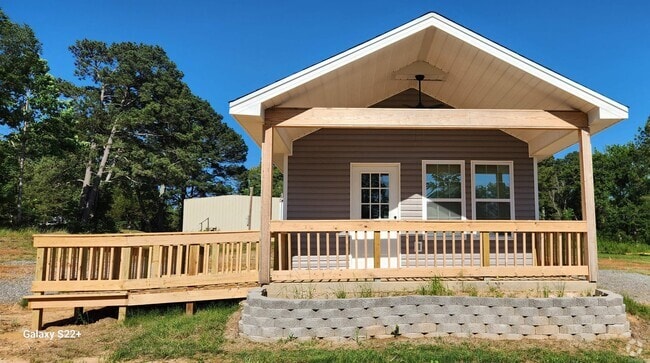 Building Photo - 1 Sara Ann Dr Rental