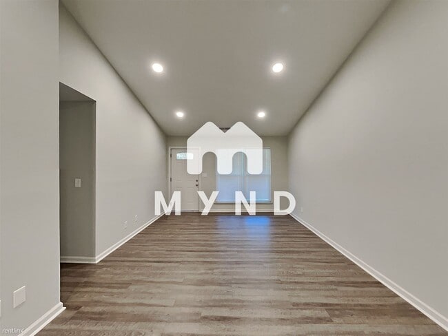 Photo - 3 br, 2 bath House - 2 Silverwood Dr