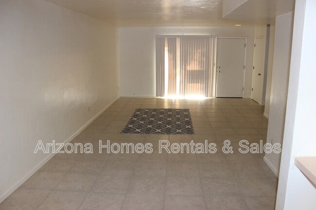 Photo - 621 S Kacee Ave