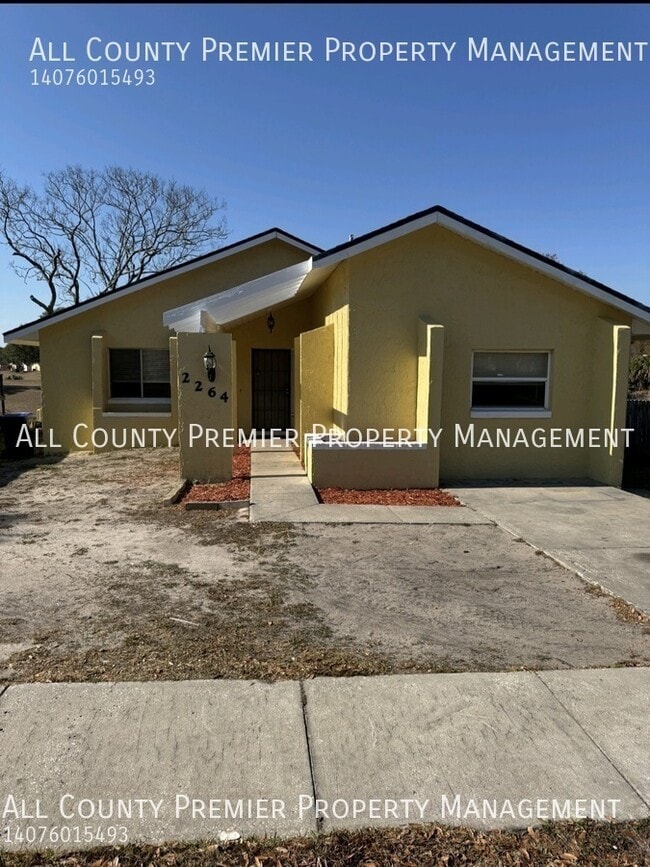 Building Photo - 2264 Greenview Cir