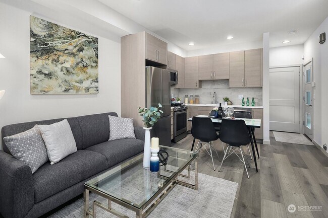 Photo - Modern 2 bed 2 bath town house available for move NOW