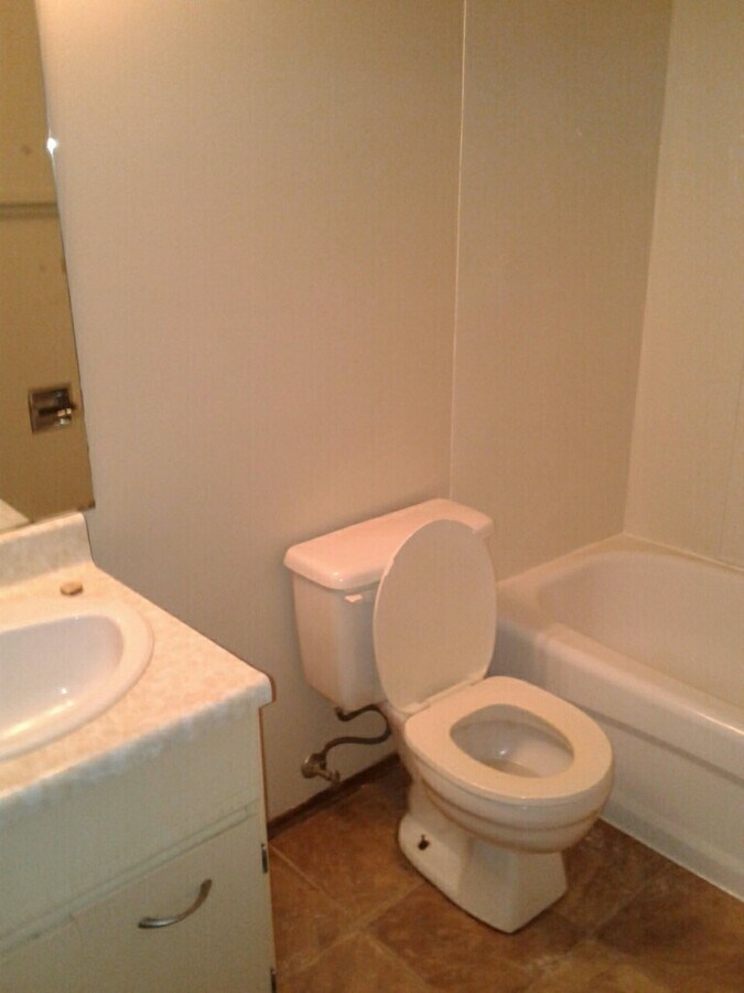 Photo - 0 Bed 0 Bath Unit in Red Deer, AB Unit 303