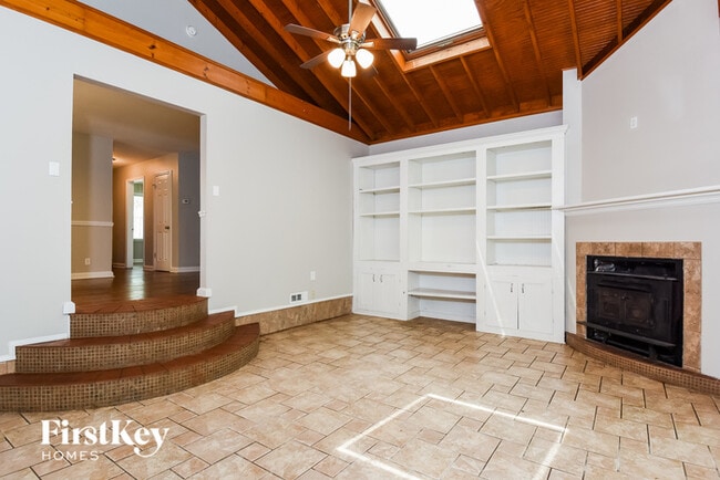 Photo - 492 Gresham Rd SW