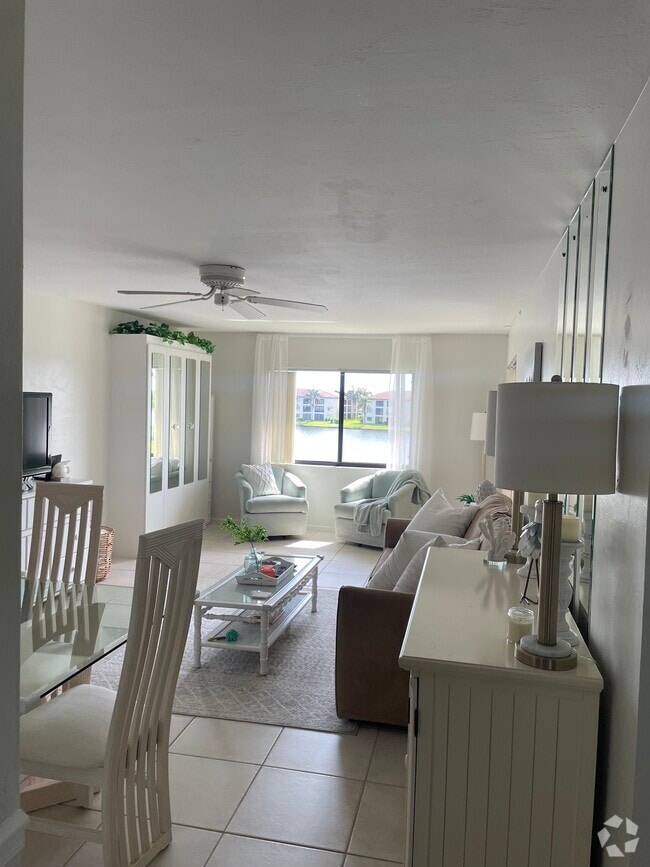 Building Photo - 11220 Caravel Cir Unit 306 Rental