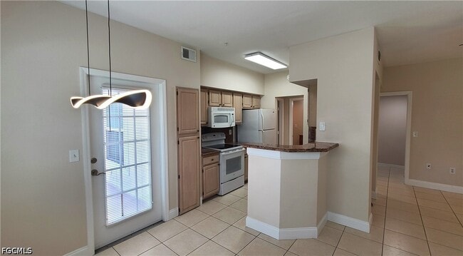 Photo - 23500 Walden Center Dr Unidad 202