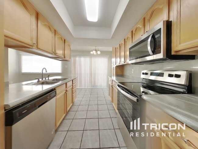 Photo - 15614 N 55th Ave