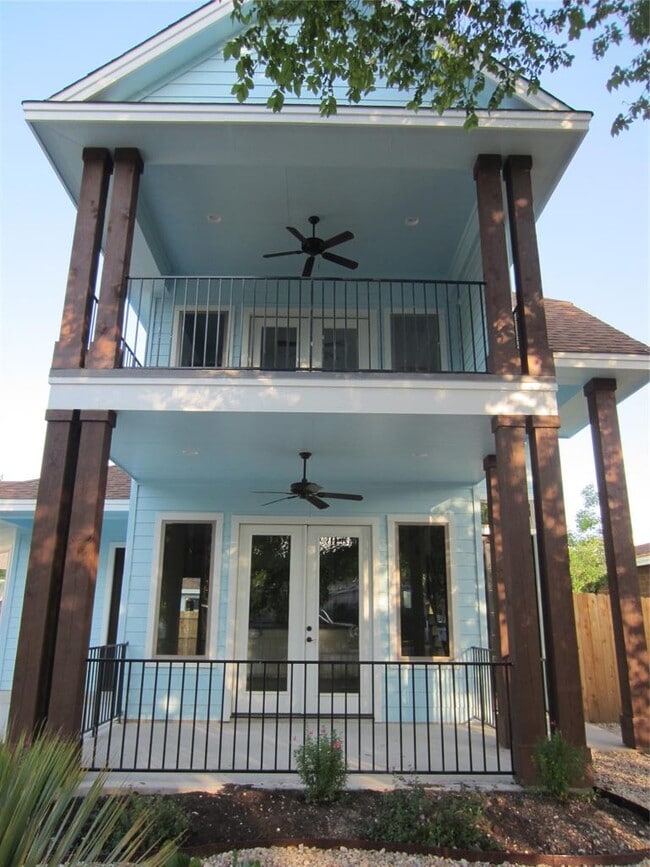 Photo - 5305 Duval St