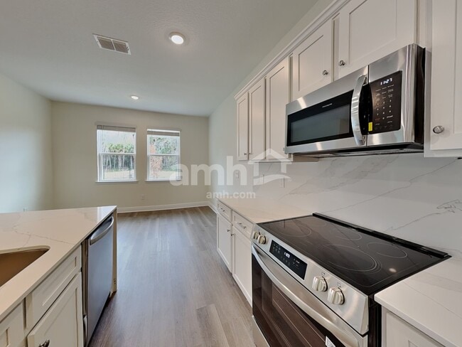 Photo - 1530 Blue Nile Pt
