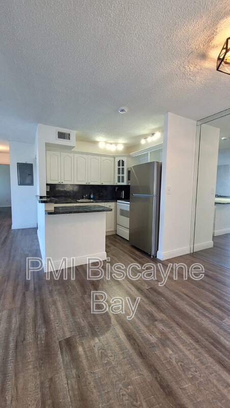 Photo - 415 NW 210th St Unit Apt 204-8