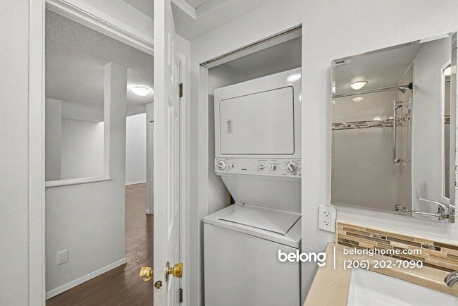 Photo - 7930 SE 34th St Unit 513