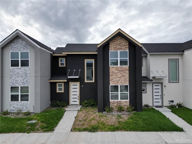 Building Photo - 36 N Crown Point