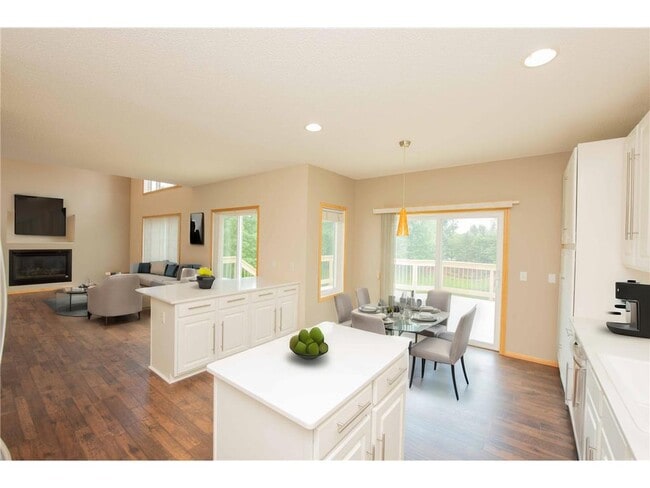 Photo - 9801 78th St S