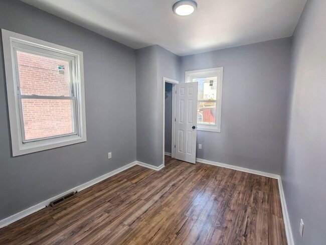 Photo - 91 Spring St Unit 1