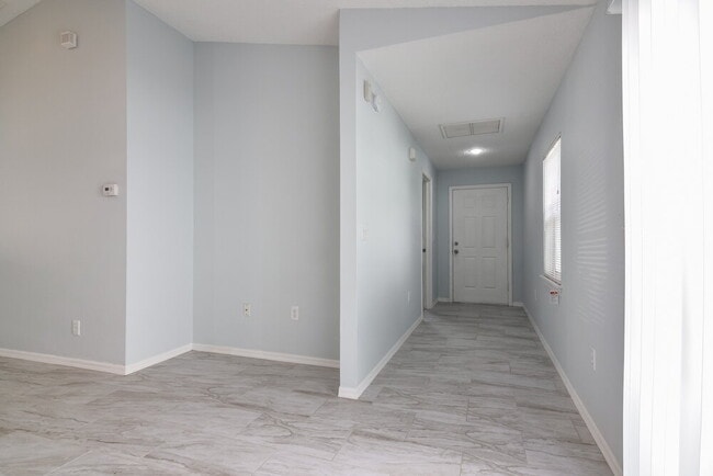 Photo - 1449 Mohrlake Dr