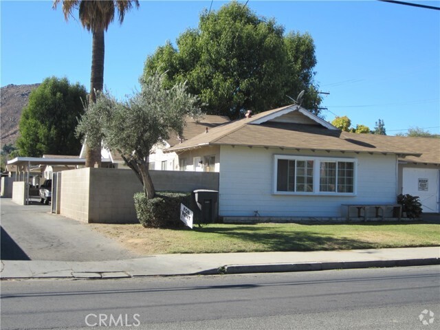 Building Photo - 5004 Golden Ave Rental