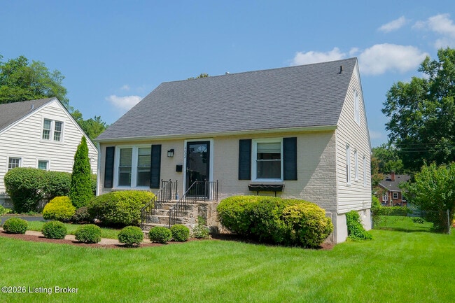 Photo - 4022 Gloucester Rd