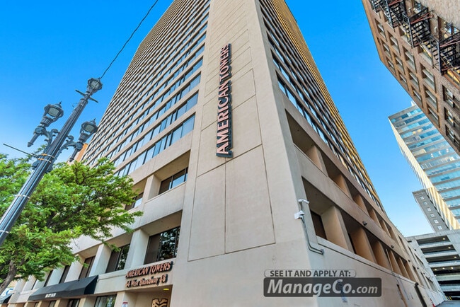 Chic 1BR/1.5BA Condo w/ Unbeatable Downtow... - Chic 1BR/1.5BA Condo w/ Unbeatable Downtow... Unit 304