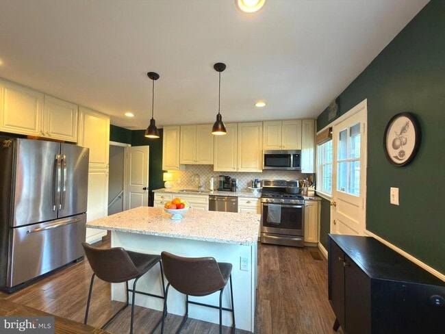 358 Old Trail