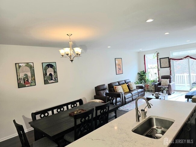 Photo - 27 Wisteria Ct