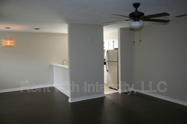 Photo - 2308 Sylvan Ct Unit C