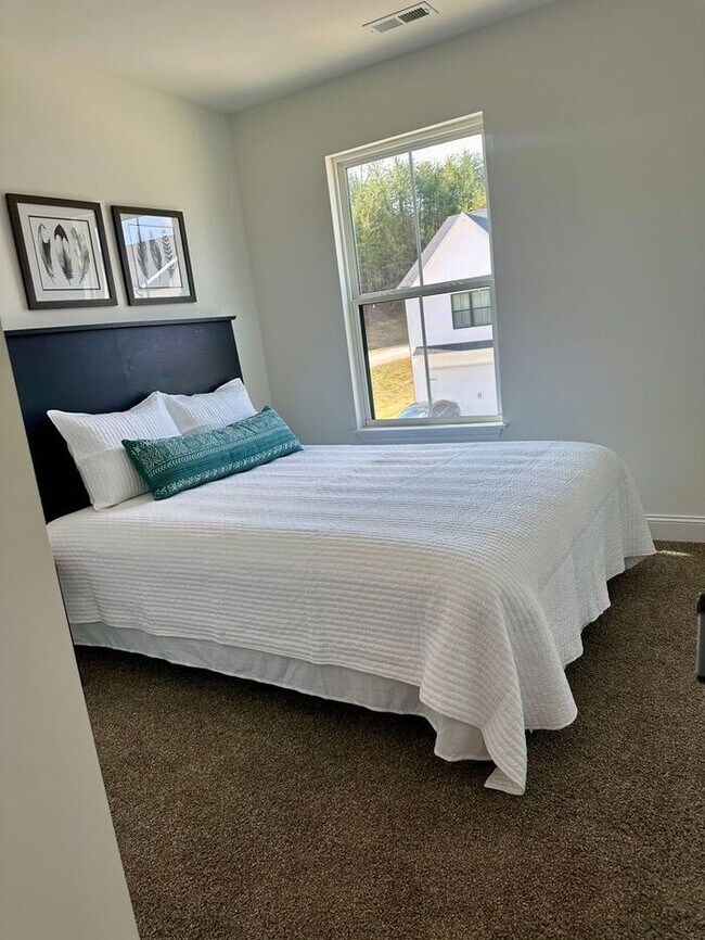 Photo - The Lily at Chapman Trace Now Offering Move-In Incentive!!!