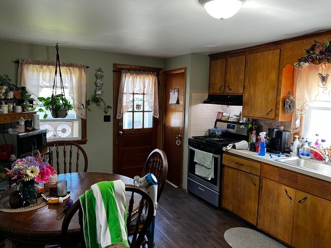 Humphrey Residences - Humphrey Residences Condo Unit 266
