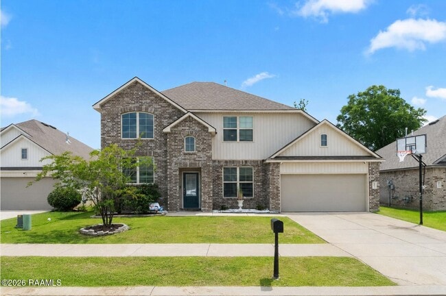Building Photo - 203 S Lakepointe Dr