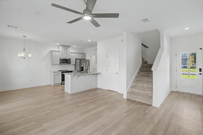 Photo - 248 Buckingham Dr