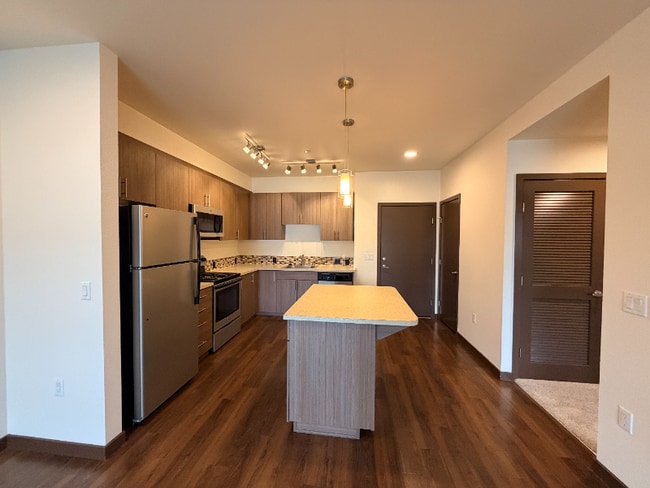 Photo - 580 8th Ave NE Unit 313