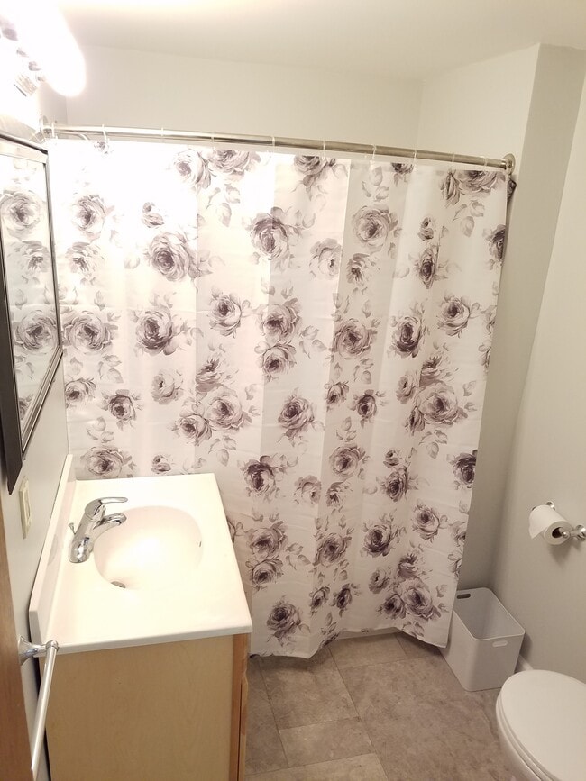 Photo - 1144 Center St W Unit #1