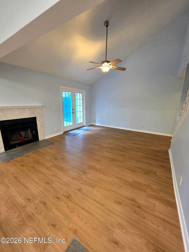 11326 Trotting Horse Ln S
