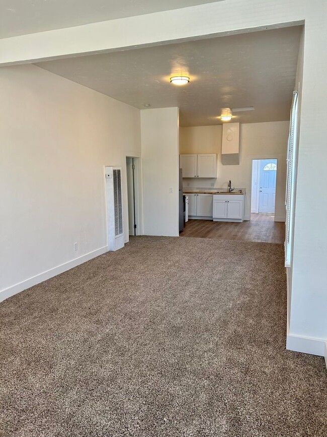 Pet Friendly 3 Bedroom in Salinas - Pet Friendly 3 Bedroom in Salinas House