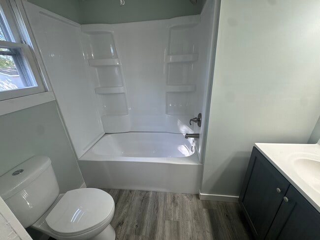 Photo - 1303 S Main St Unit 3