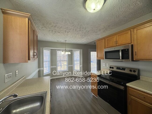 Photo - 1453 Ferndell Dr