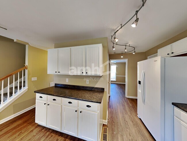 Photo - 1804 Lowell Ct