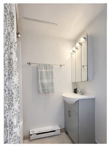 Photo - 12 Stoneholm St Unit 516