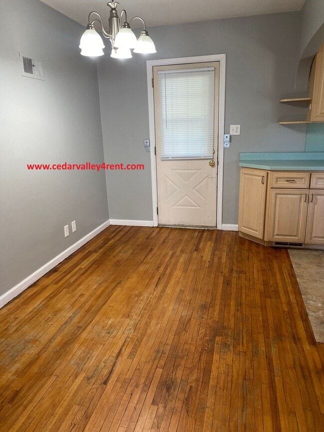 Photo - 2 Bedroom 1 Bath Home with 2 single stall ...