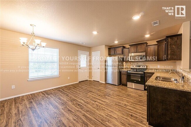 Photo - 1016 Brook St