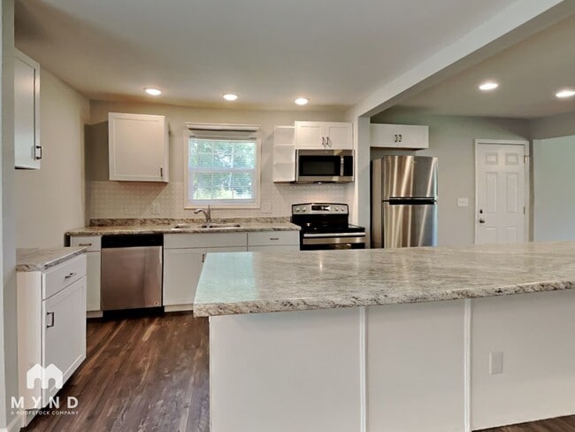 Photo - 2901 Newark Dr