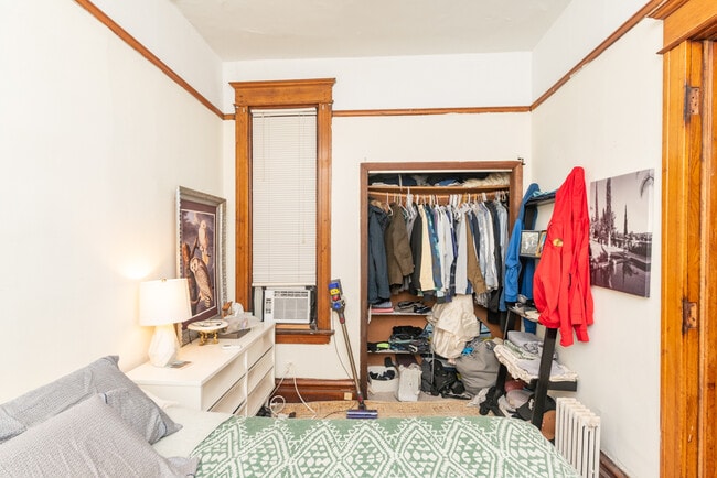 Photo - 1725 N Mohawk St Unit 3