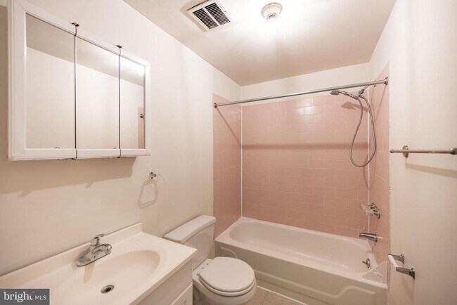 Photo - 1534 S 4th St Unit 1ST FL