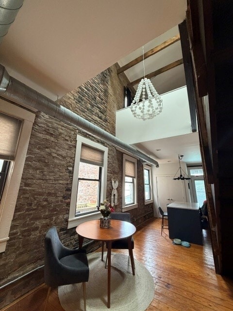 Building Photo - 1324 Main St Unit 2C