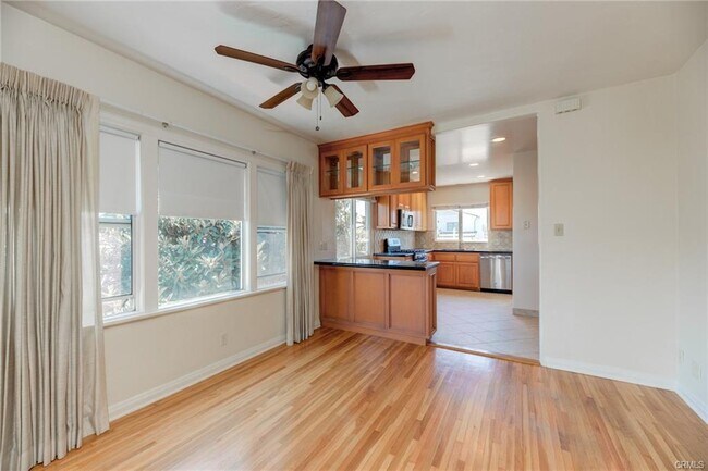 Photo - 1195 W 19th St Unit 1195