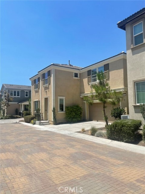Building Photo - 3216 E Olympic Dr Rental