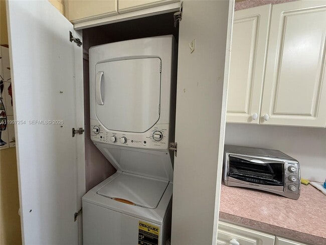 Photo - 100 Lincoln Rd Unit 422