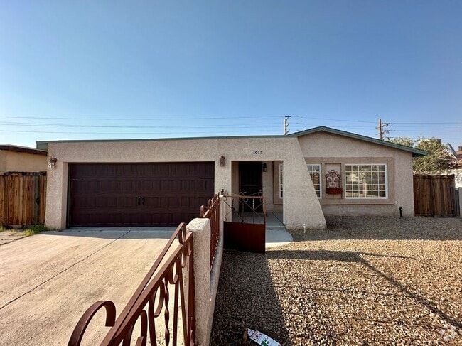 Building Photo - 1013 Glacier Dr Rental