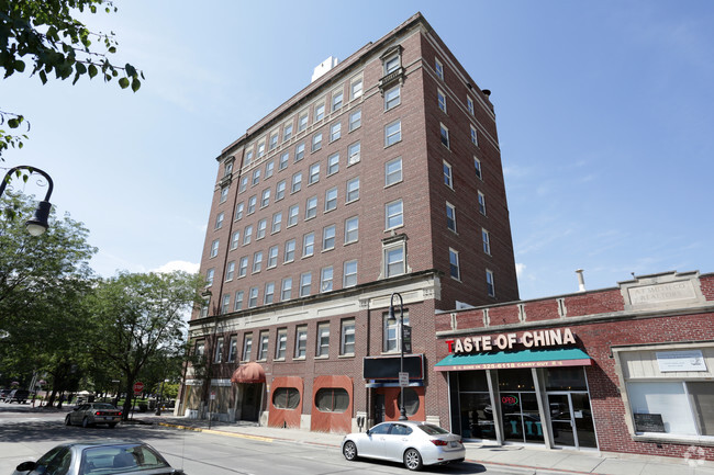 Photo - Bluff Towers Apartments