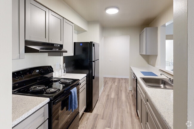 2 habitaciones, 2 baños, 1006 pies cuadrados, cocina - Acclaim at Lake Largo