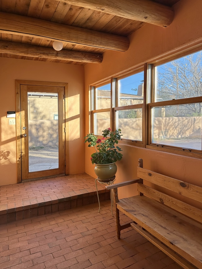 Photo - 721 W Manhattan Ave Unit A