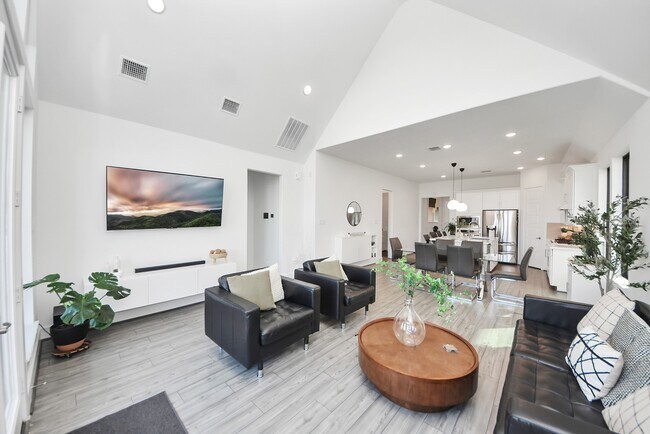 Photo - 4111 Crossfind Ct